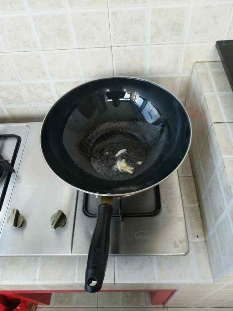 红油笋尖炒双丝的做法，好吃到没话说！