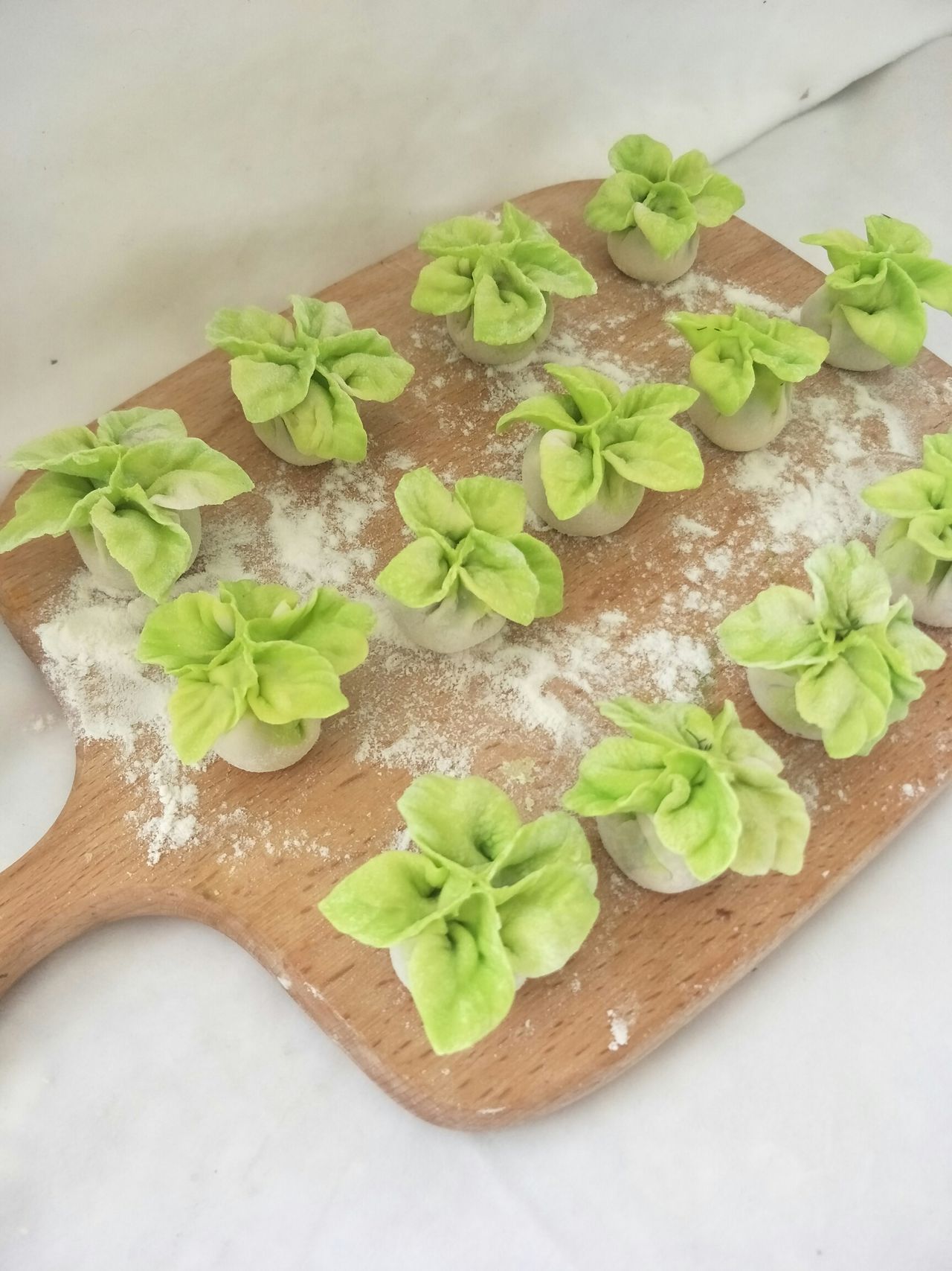 教你如何做出好吃又好看的白菜饺子