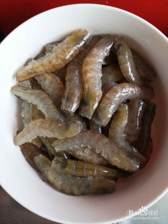 鲜掉眉毛的红烧基围虾