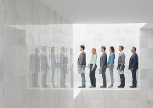 如何在职场中让自己脱颖而出