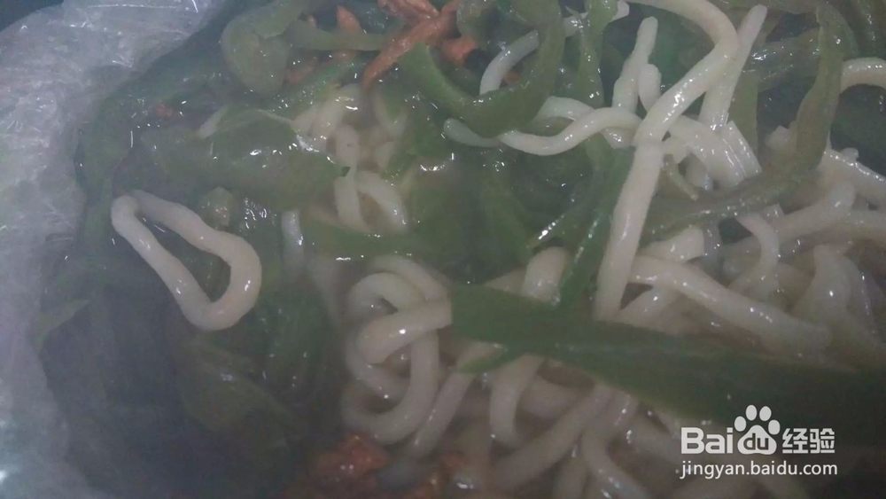青椒鸡蛋面怎么做?