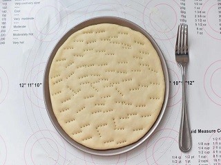 彩椒培根披萨怎么做？