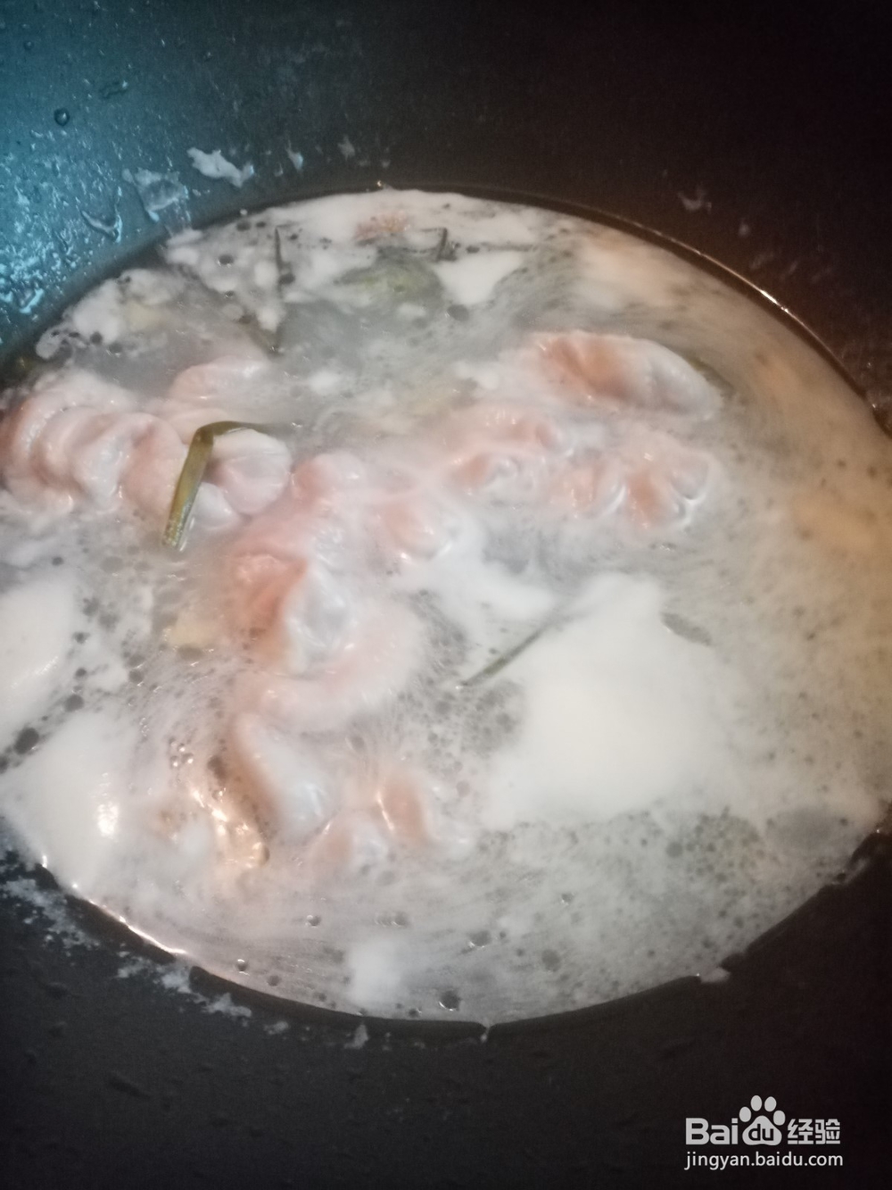 青红甜椒爆炒肥肠