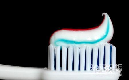 儿童牙膏到底是否应该含氟？