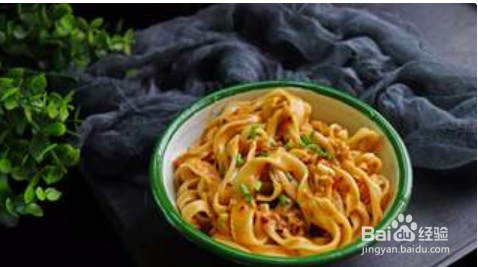 蒜蓉芝麻酱拌面