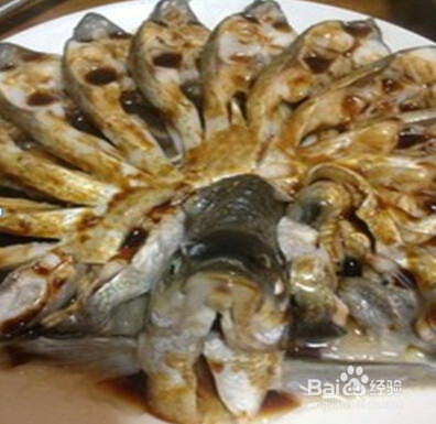 孔雀开屏清蒸鱼
