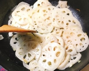 自己在家怎么做超简单香辣藕片