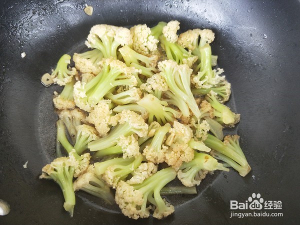耗油蒜香花菜的做法