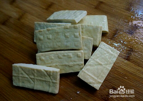 鸡爪蟹煲的做法和材料