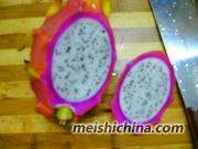 椰汁火龙果西米露