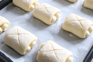 牛奶面包卷的做法