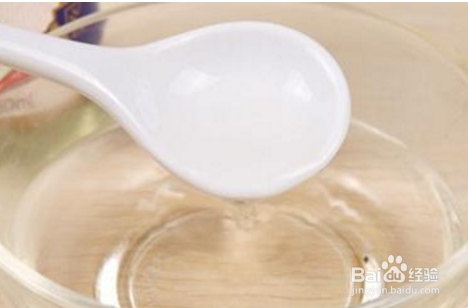 黑色牛仔裤第一次怎么洗不掉色