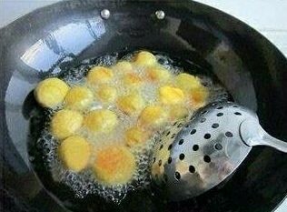 DIY脆皮红薯丸子的做法