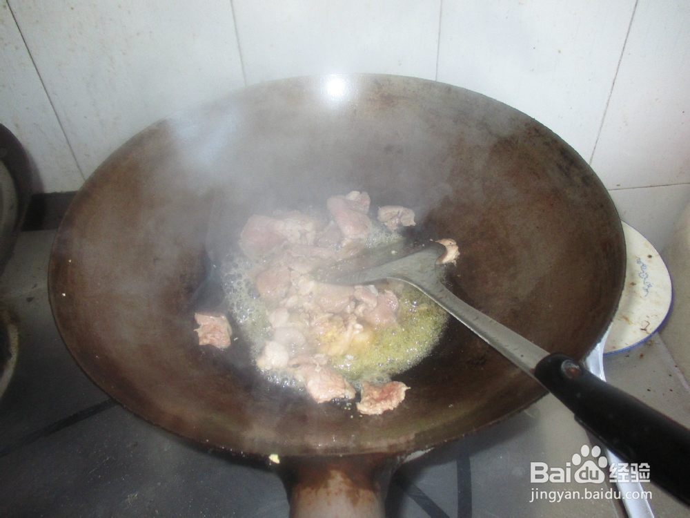 家常做蒜苔炒肉