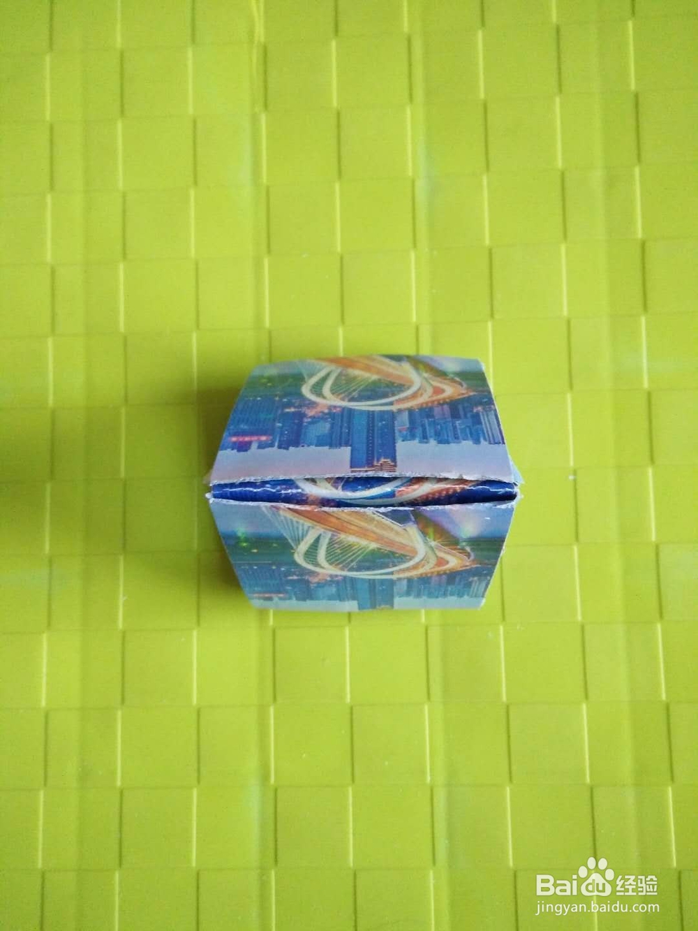 扑克怎么折成手机支架