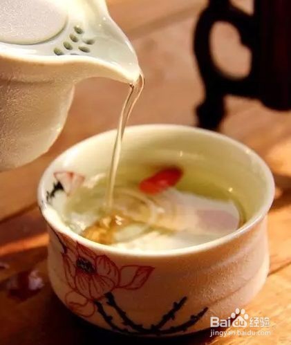 生黄芪泡水喝有哪些养生功效