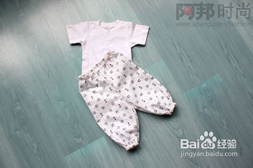 <b>柔软舒适婴儿裤做法介绍</b>