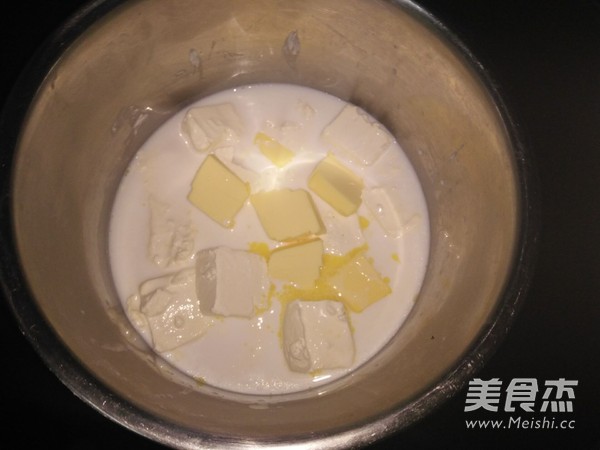 拉花轻乳酪蛋糕