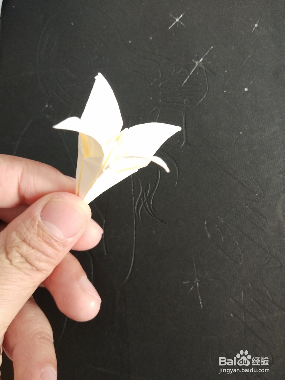 手工,折纸百合花
