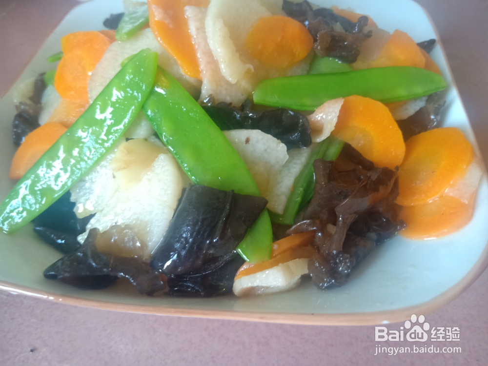 家常做法的清炒淮山黑木耳