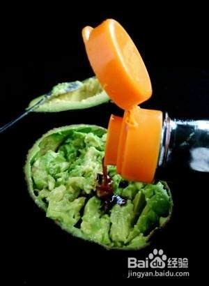 牛油果配杂粮煎饼的做法！