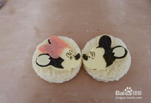 卡通便当—亲亲米奇米妮怎么做?