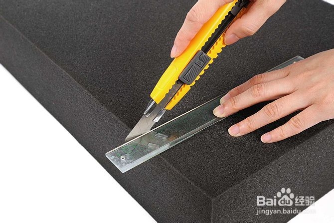 怎样让IPAD站起来?---给你的IPAD做个枕头吧!