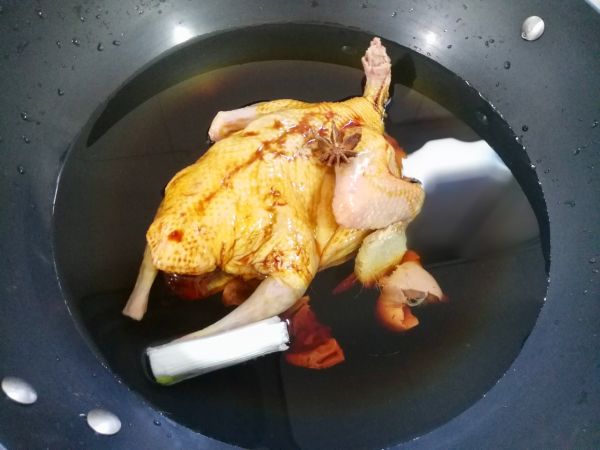 浓油赤酱本帮酱乳鸽