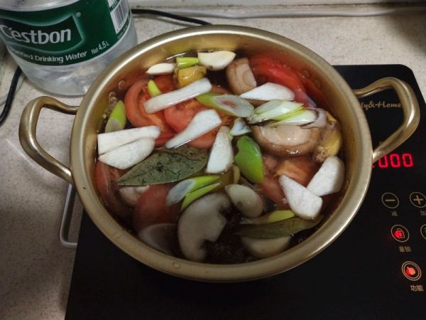 暖暖走地鸡火锅