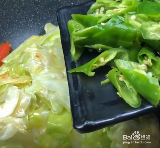 家庭版炒卷心菜
