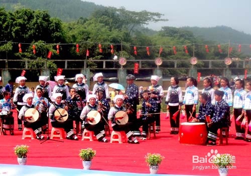 孔雀寨布依情歌节