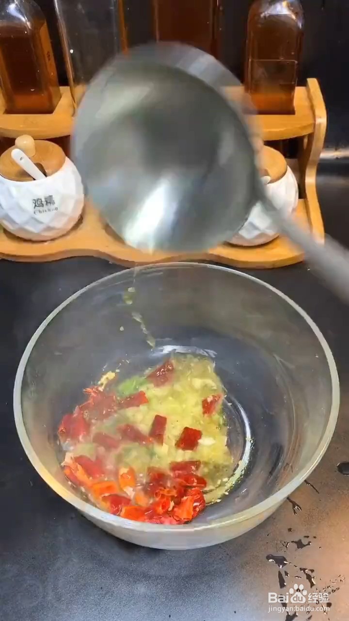 如何用金针菇做成凉拌菜