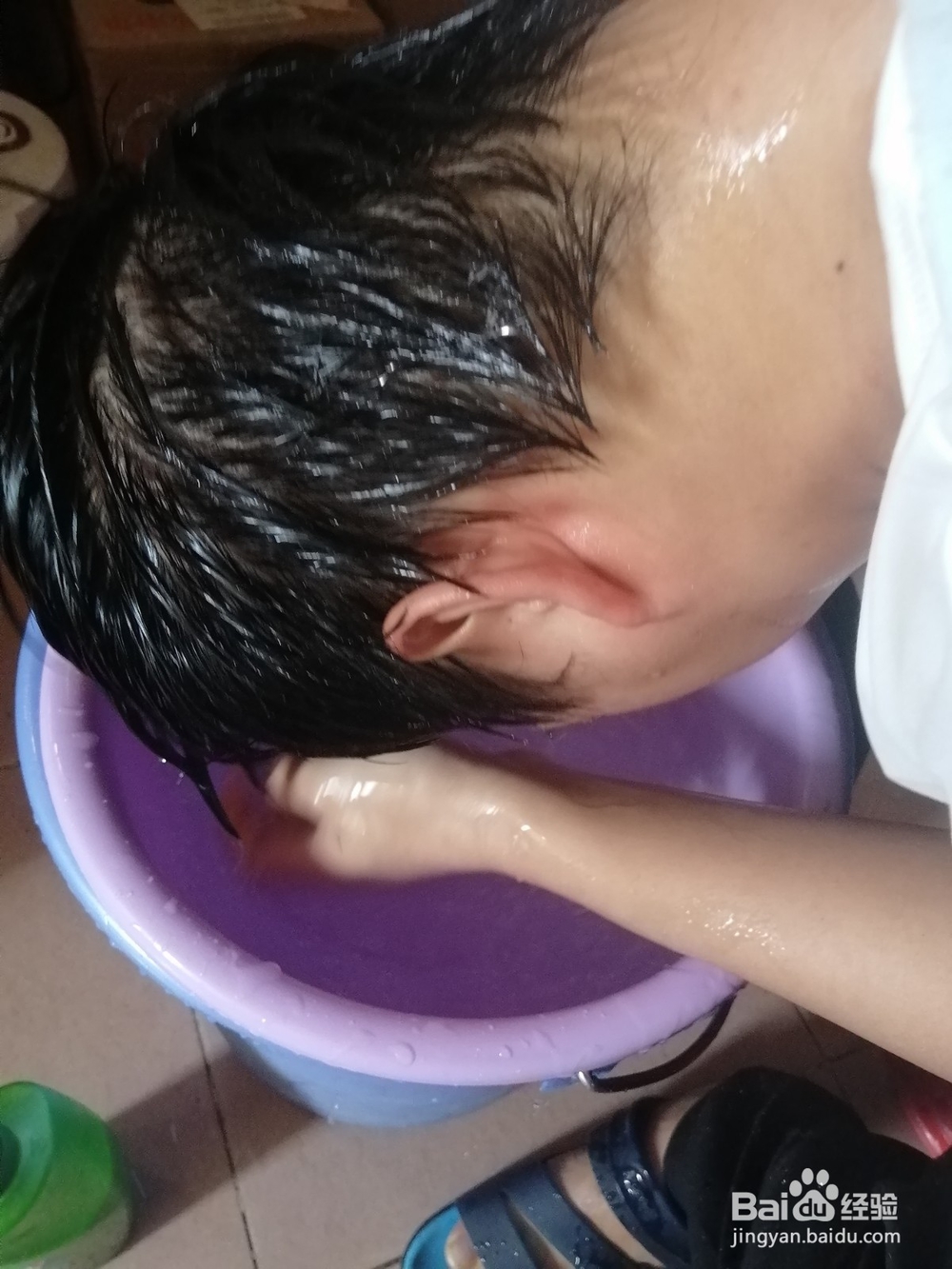 干洗头发的步骤与手法