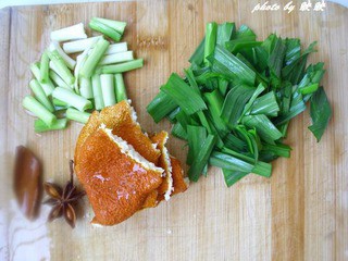 橘香啤酒鸡翅的做法