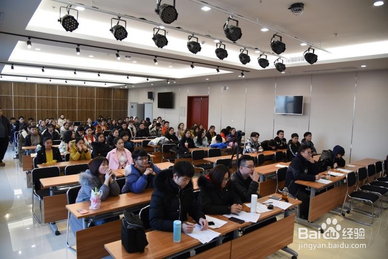 教你如何选择传媒艺术类培训学校