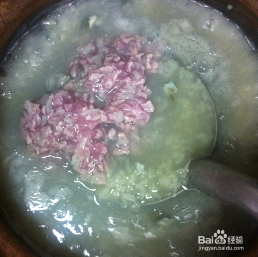 皮蛋瘦肉粥做法