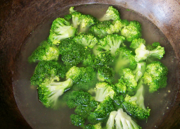 红烩西兰花做法