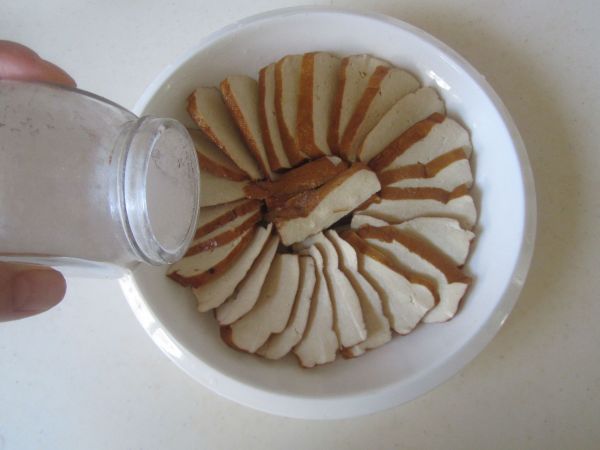 豆豉腊鱼蒸香干