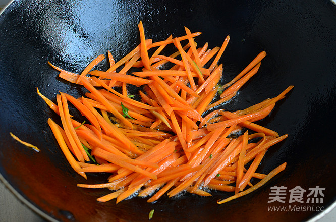 香菜腐皮卷的做法