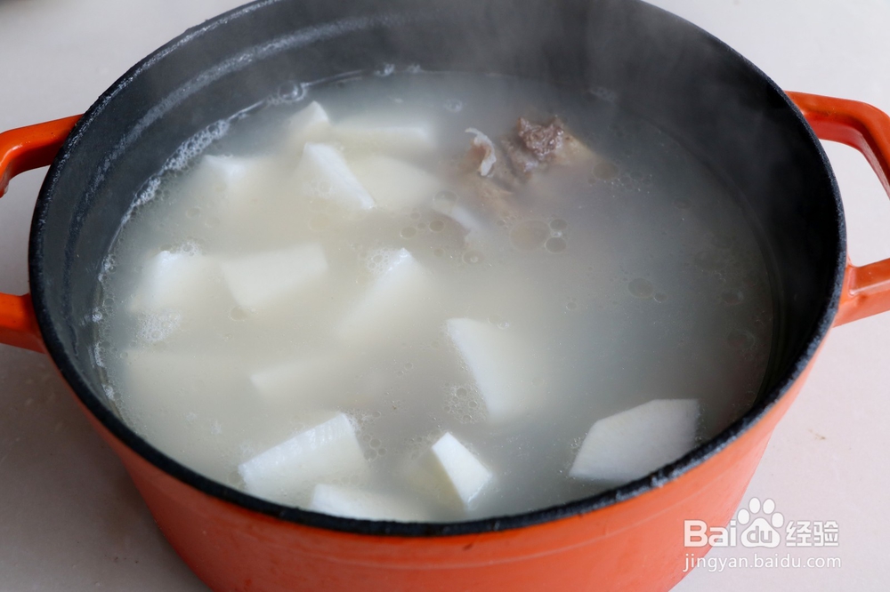 【筒骨炖白萝卜】止咳助消化