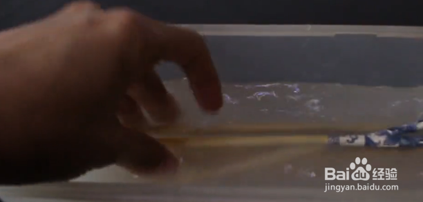 旧筷子变成新筷子的方法