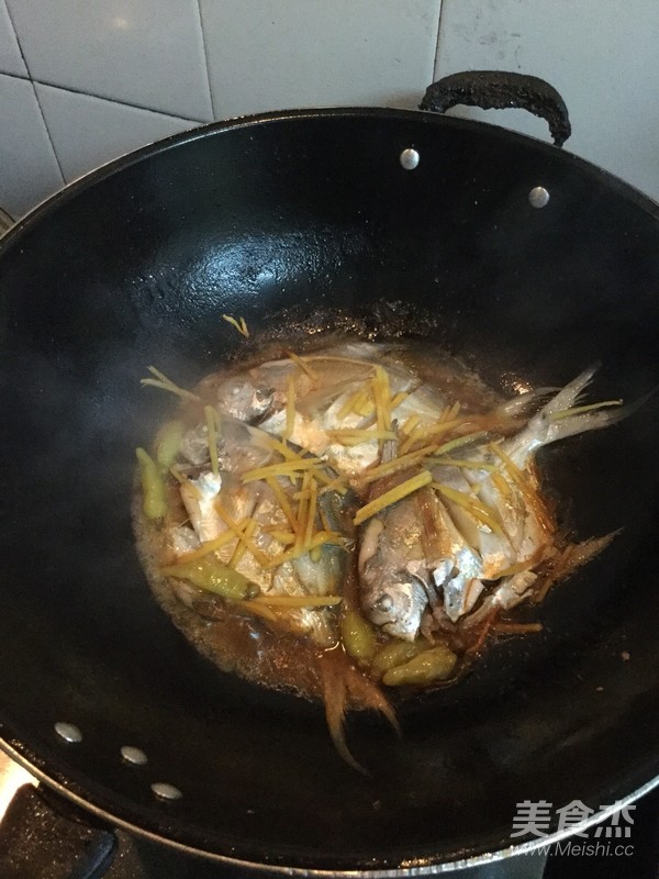 酱辣鱼的家常做法