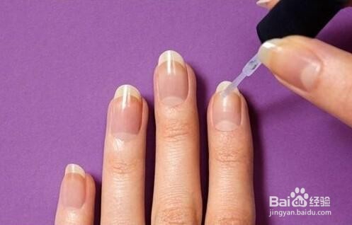 高贵紫色拼接美甲