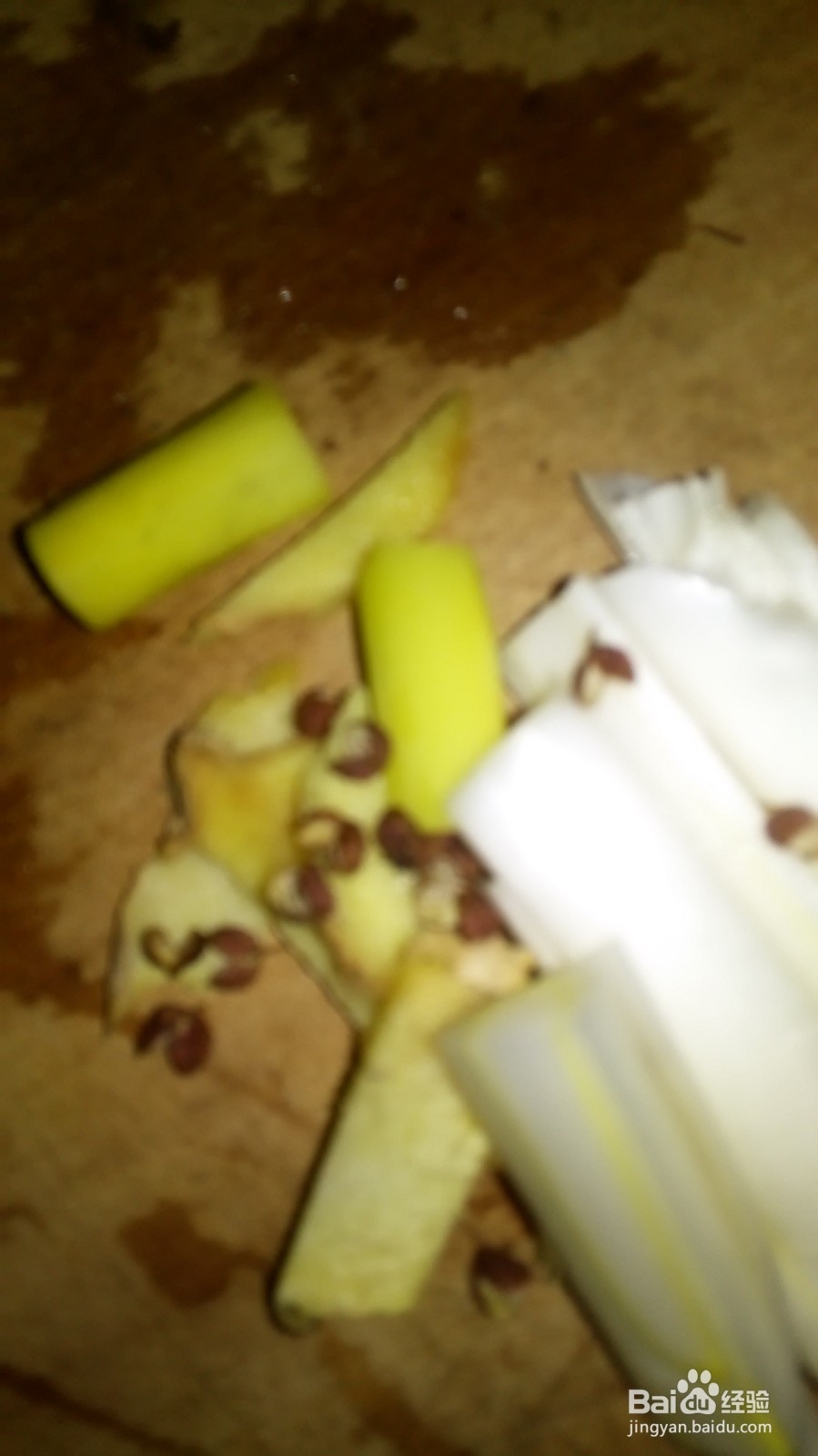 章鱼炖萝卜的做法