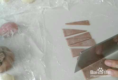 礼帽小企鹅面食是怎么做的