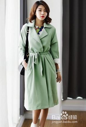 春季必备的气质款休闲风衣