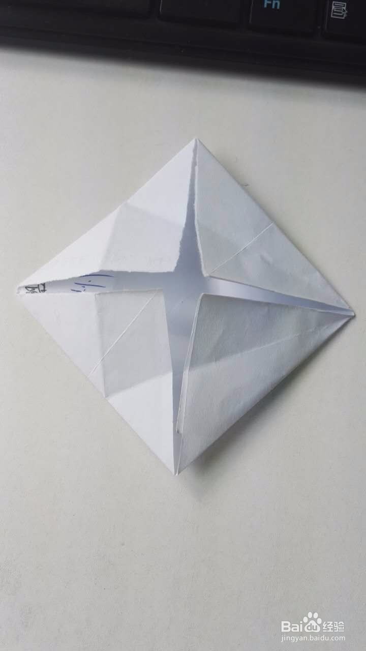 纸飞机组装工序