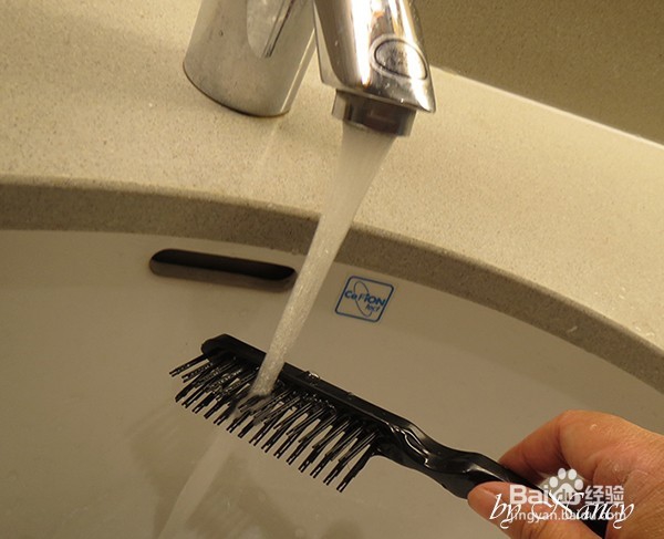 过期的洗发水还能这么用