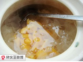 夏日靓汤——枇杷银耳汤