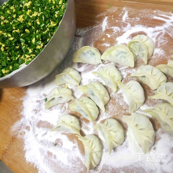 生煎韭菜鸡蛋饺子